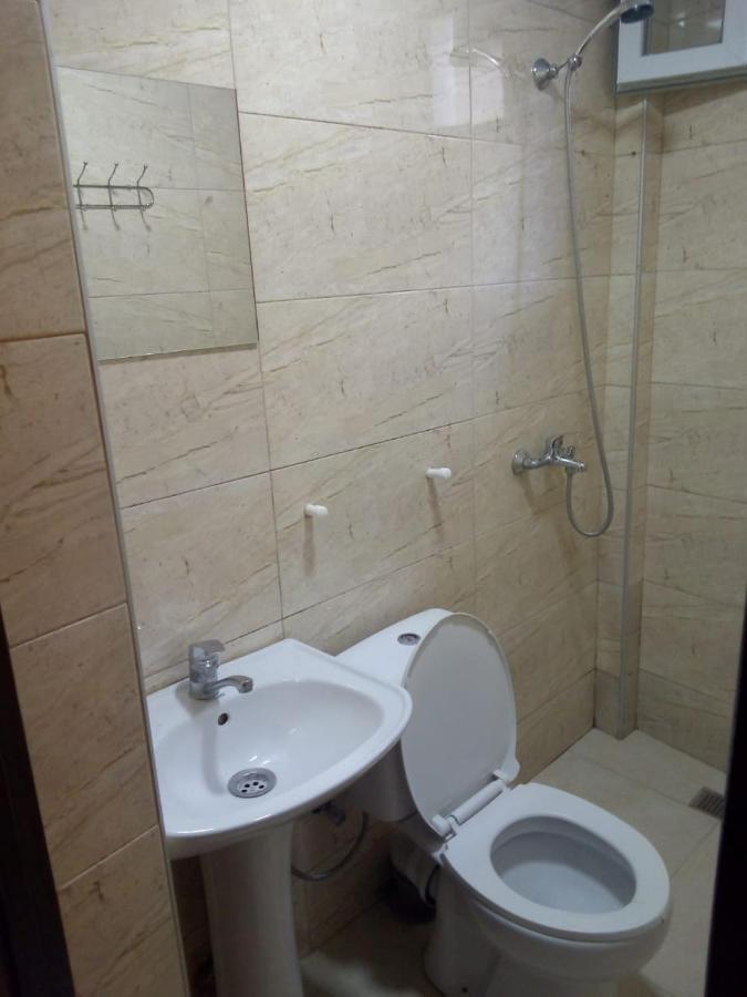 Vake-House Hotel Tbilisi Bagian luar foto