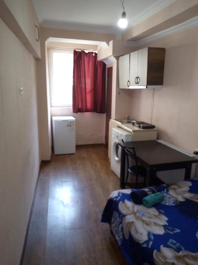 Vake-House Hotel Tbilisi Bagian luar foto