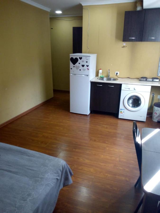 Vake-House Hotel Tbilisi Bagian luar foto